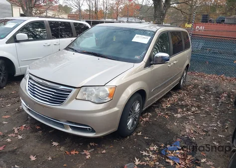 2014 Chrysler Town & Country Touring-L from USA, damaged, VIN 2C4RC1CG8ER228628